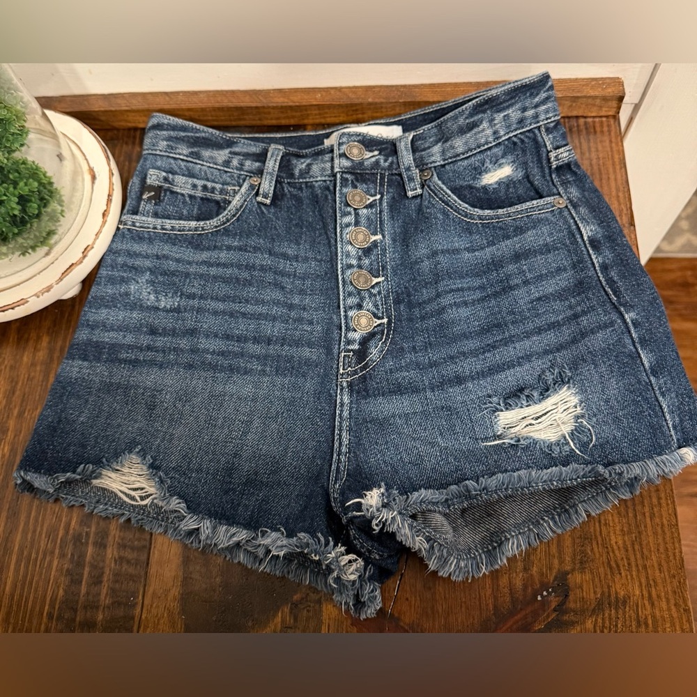 KanCan Sofia Ultra High Rise Shorts 😎